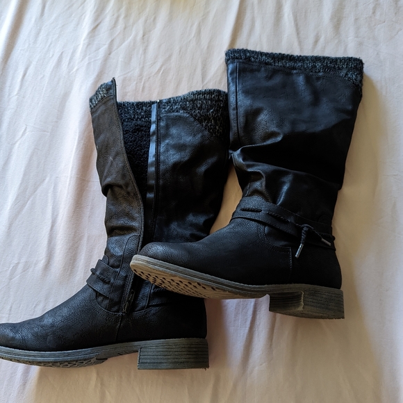 Mukluks high zip black boots, size 11, wore once - Picture 5 of 6